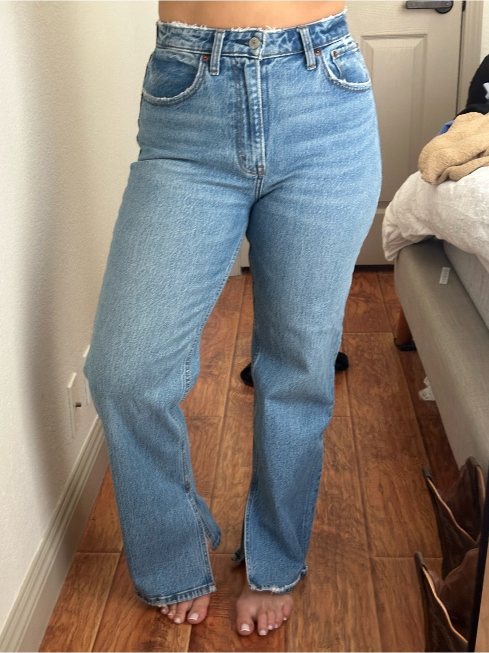 ABERCROMBIE Classic High-Rise Light Blue Straight Leg Jeans